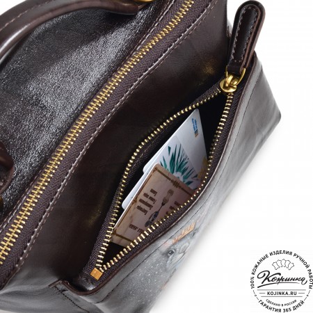 Женская кожаная сумка "Крис" "Кролик в короне"