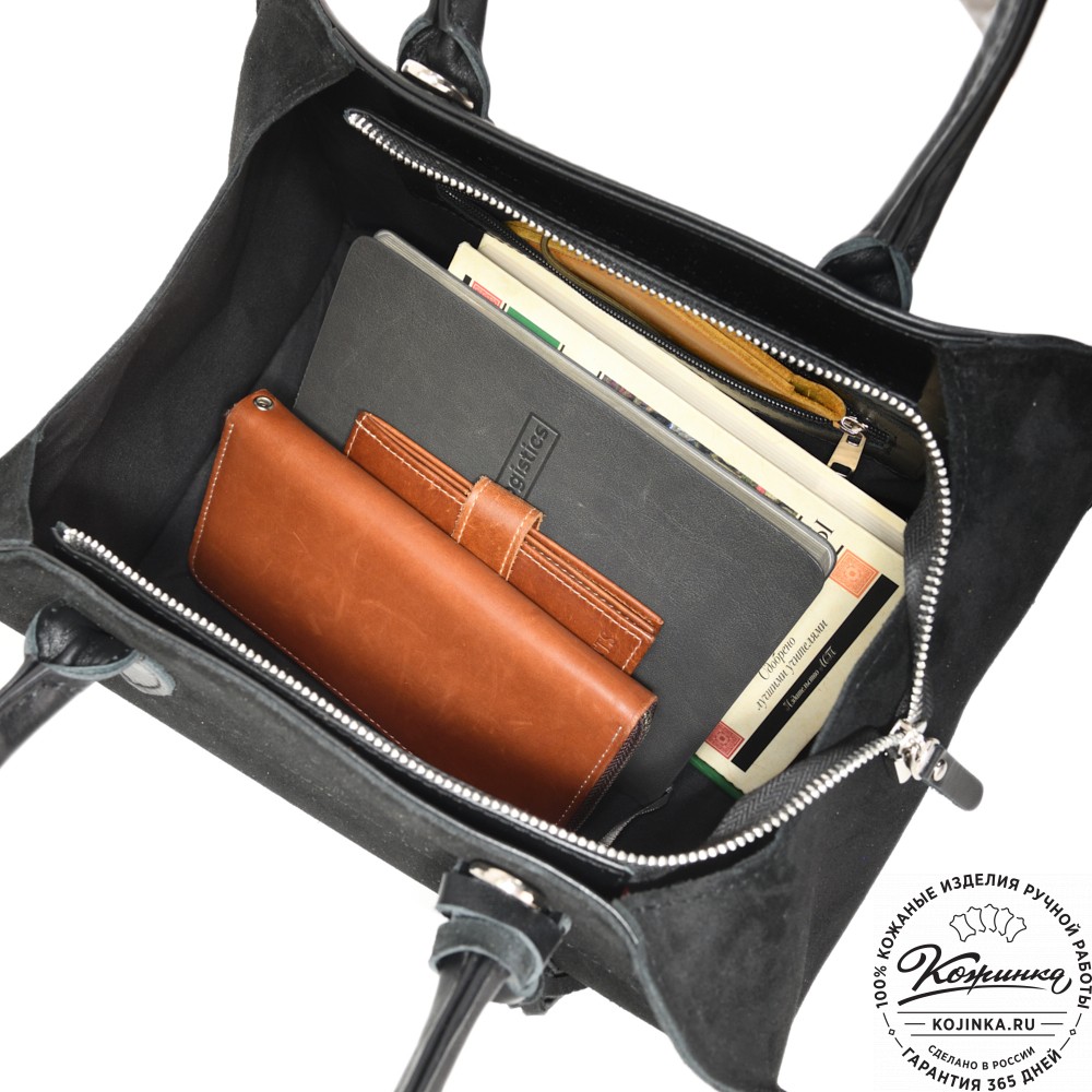 Женская кожаная сумка "Вирджиния" (черная)